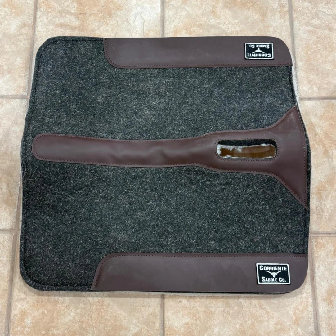 CSBLANKET 101 Corriente Fleece Felt Pad in Grey - Image 3